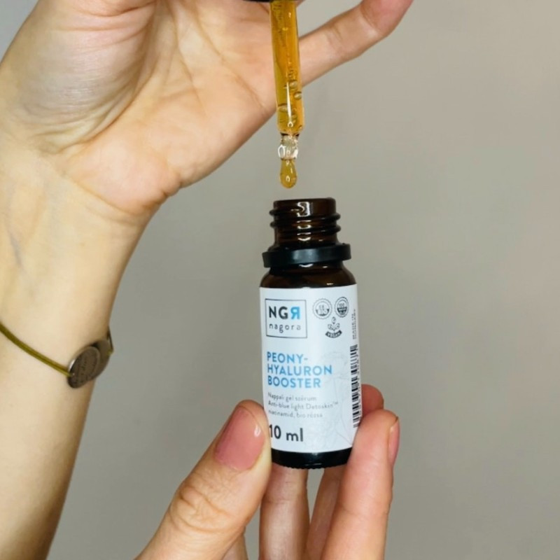 Peony-hyaluron booster szérum - Anti-blue light Detoskin™ 30ml - Image 3